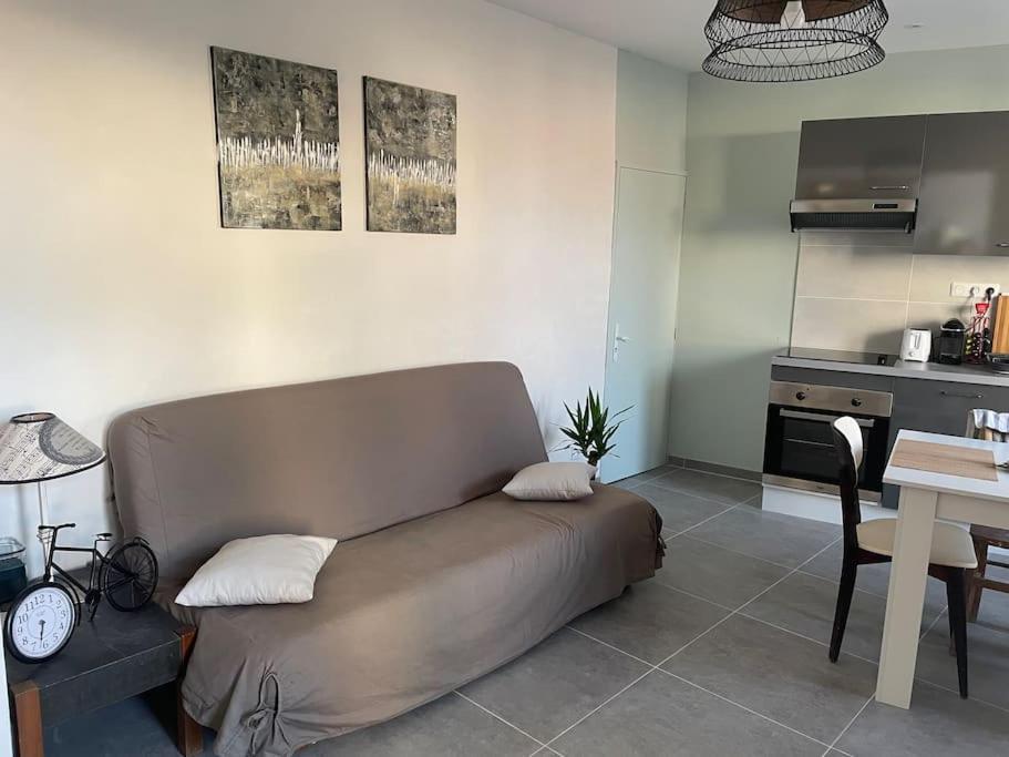 Ferienwohnung Sur La Route Des Vignerons Courthézon Exterior foto